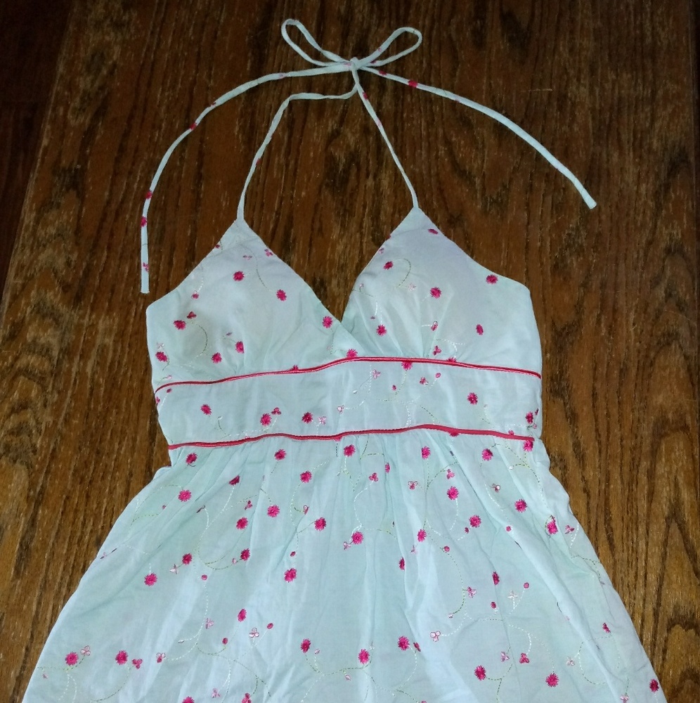 Cute flowy blouse, perfect for spring and summer!